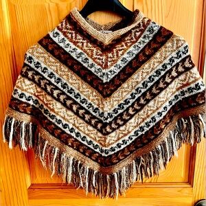Fotrama Handmade Brown & Cream Girl’s Sweater Poncho Pure Alpaca Wool Bolivia